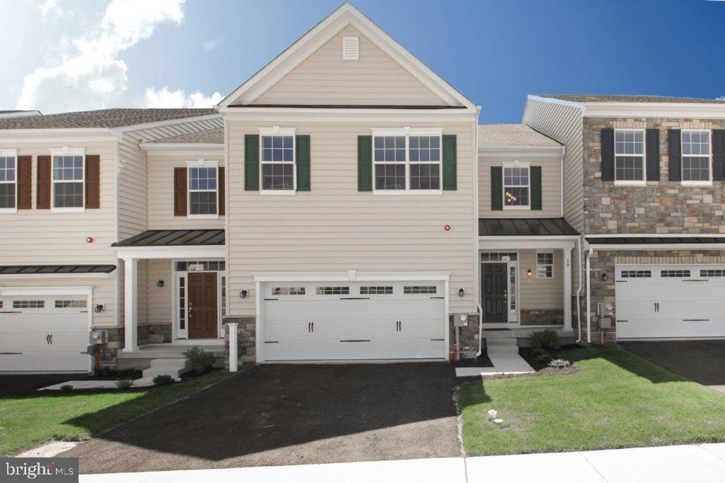 **LISTING PRICE IS CONTINGENT UPON CLOSING IN AUGUST 2019** Welcome to The Reserve at Rose Tree, an exciting Lennar Homes community appropriately located in Media, PA! This luxury MOVE-IN-READY Duchess model has been designed with spacious bedrooms + bathrooms, modern/open floor plan, 9-foot ceilings, granite countertops, 42" cabinets, double oven, gas cook-top, hardwood floors, 2-car garage, and is Energy Star certified. This convenient location offers modern amenities and a low-maintenance lifestyle that is just minutes from restaurants/shops/entertainment in Downtown Media, hiking/biking/fishing in Ridley Creek State Park, and regional rail at the Media/Elwyn Train Station (which conveniently takes you to both Center City + University City in Philadelphia). This community is also adjacent to Mineral Hill, which encompasses over 100 acres of historic/preserved land, while providing greenery + privacy for local Rose Tree residents. The Reserve at Rose Tree gives you the freedom to enjoy a Main Street lifestyle, accompanied by a top-rated PA School District, while still enjoying an easy commute into Philadelphia. Pricing and incentives are subject to change without notice. Photos reflect model home, square footage shown is approximate. Any incentive is only available with the use of Preferred Lender.