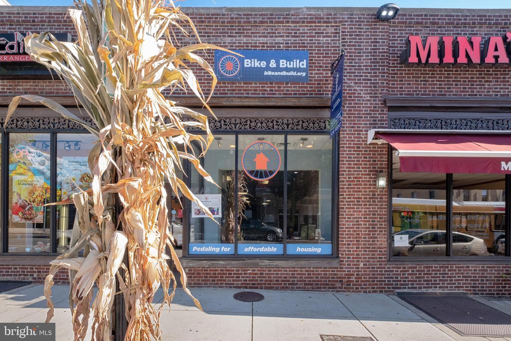 Welcome to the Ridge Ave Business District in Roxborough! 6153 is a professional, neighborhood retail/office space in the heart of the commercial area. Here is your chance to secure coveted street frontage for your business' logo on burgeoning Ridge Ave, where new commercial/retail spaces are popping up fast; as well as lots of new construction homes/apartments! 6153 is in close proximity to Manayunk, Chestnut Hill, Fairmount Park, Center City, Conshohocken, and King of Prussia. It's also within close distance to Gorgas Park, Main St in Manayunk, and the Manayunk Train Station; as well as many convenient bus routes along Ridge Ave. 6153 Ridge Ave will provide you and your business with a professional/private work environment, everyday access to other small/local business owners, as well as super-convenient access to Philadelphia's great restaurants, shops, and recreation!