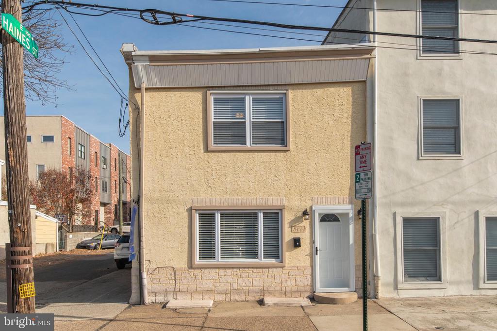 Welcome to this newly remodeled home located in the heart of Manayunk, with a driveway! Enter this beautiful home with an open living space, which features elegant hardwood floors and ample natural lighting. This home also boasts recessed lighting and a fireplace! The functional kitchen includes a beautiful island, ample countertop space, sleek wooden cabinets, and updated appliances. Just off the kitchen, you will find a conveniently located half bathroom. Upstairs, you will find three bedrooms, with plenty of natural light and closet space. Just a short distance from the famous Main St area, where you can find great stores and restaurants including Taqueria Feliz, Volo Coffeehouse, Palm Tree Market, Jtown Hot Yoga, Dog Bakery, Riverside Pizza and more! This home is conveniently located near various public transportation routes, including the rail line. Enjoy the outdoors by taking a walk/bike ride along the Schuylkill River trail or nearby parks. Don’t miss out on this newly renovated home in a fantastic location – schedule a showing today!