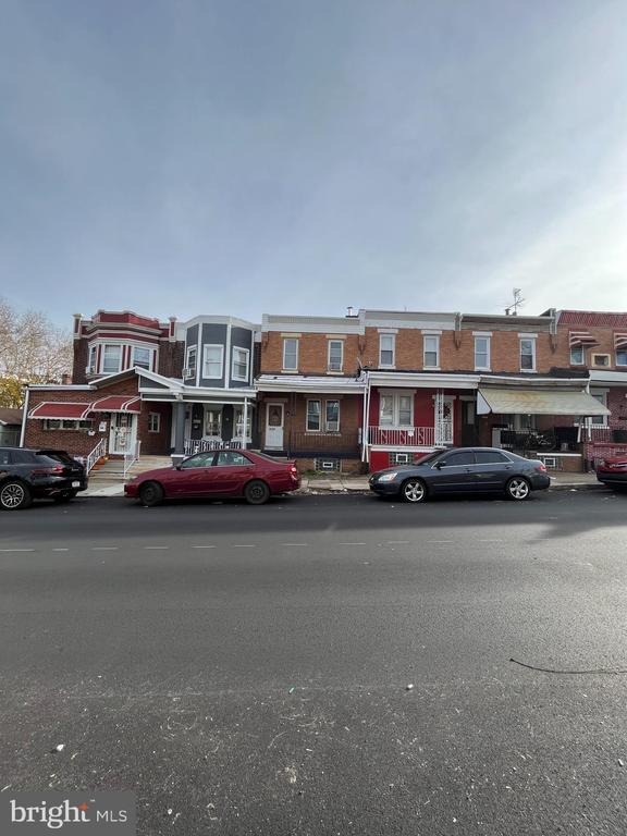 ATTN INVESTORS:  Turn this 2 bedroom, 1.5 bath property into the perfect starter home with emphasis on the large eat-in kitchen and open front porch.  This property offers the perfect location to restaurants and cafes on 5th Street,  public and Charter schools, Fern Rock Transportation Center, the Olney branch of the Philadelphia Library and Fisher Park, a 23-acre public park ideal for sports (football field, basketball and tennis courts)and a wooded hiking area.