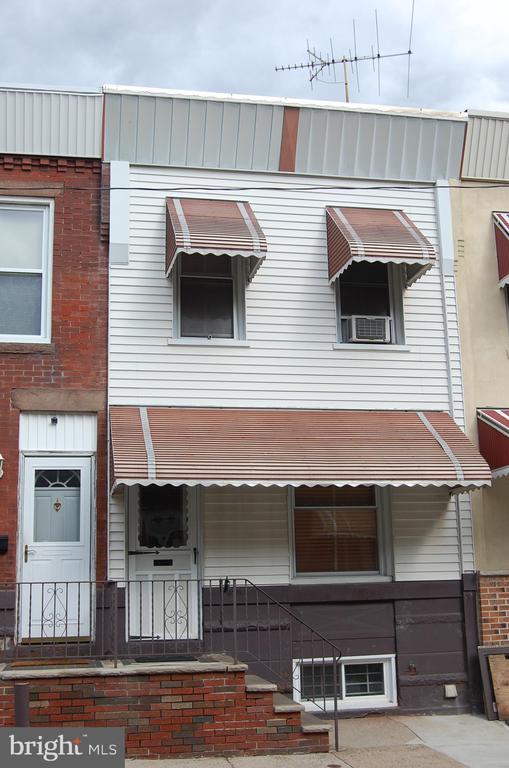 Fantastic recently updated row home located in the Lower Moyamensing neighborhood of South Philadelphia. This home is well maintained with high ceilings, updated hardwood floors, recessed lighting, a main level powder room, and newly finished basement. The kitchen was renovated with ceramic tile flooring and quartz countertops. The second level features a large master with plenty of closet space, additional bedroom with great light, and sizable bathroom. The property is walking distance to Philly sport stadiums, shopping, Passyunk Ave, Marconi Park, Broad Street Line and public transportation. Easy access to all major highways perfect for travel. This is a great home, with great bones. Don't miss out.