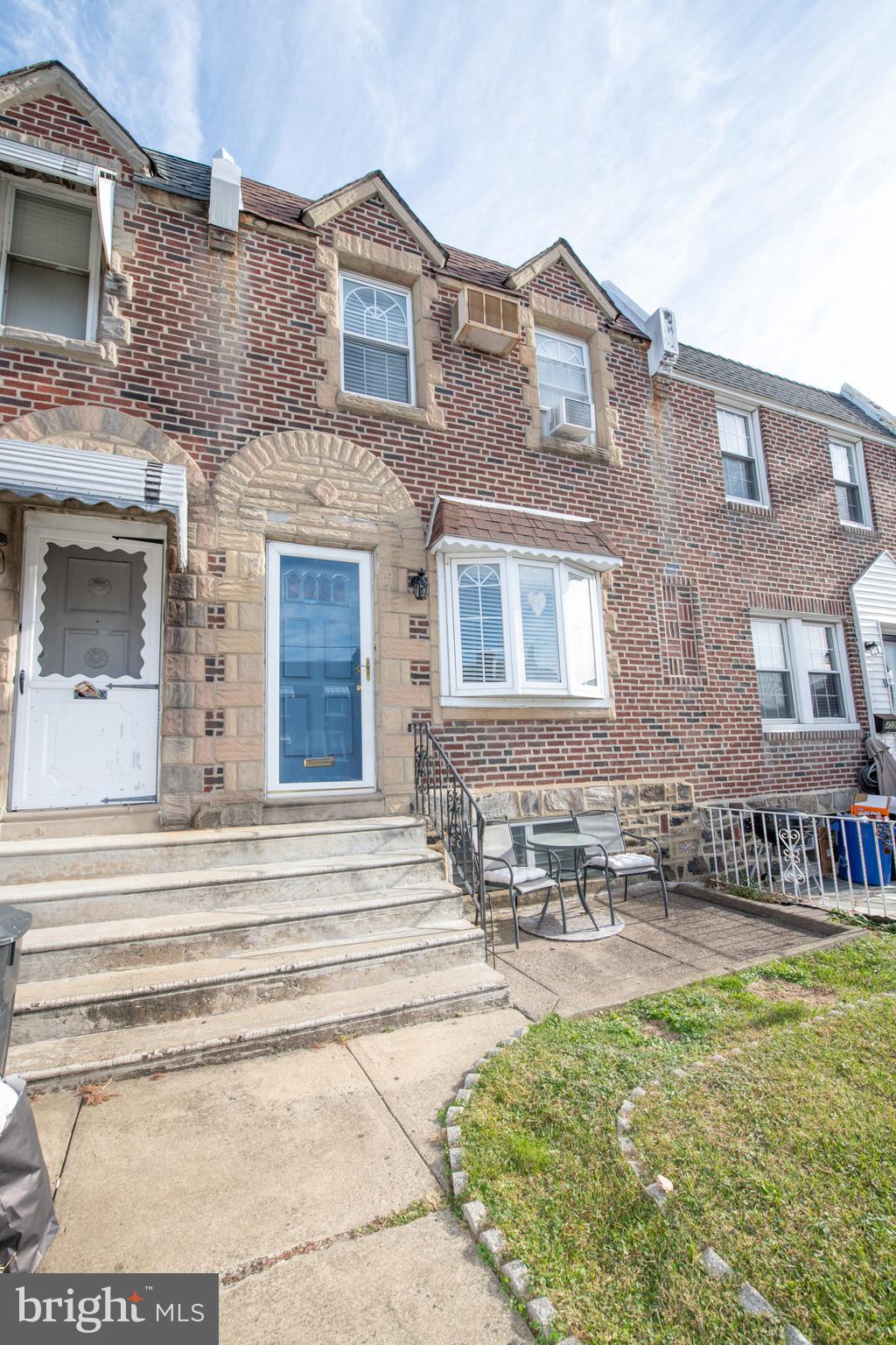 This charming 3-bedroom, 1 bathroom house located in the Holmesburg section of Philadelphia is now available for sale. The property sits on a spacious lot and offers plenty of off-street parking, including a garage and rear parking in alley.  The interior has been recently updated with new laminate flooring and fresh paint, creating a clean and modern look throughout the home. The main living space offers ample natural light and a cozy ambiance perfect for entertaining guests or relaxing with family. The kitchen features plenty of counter space making meal prep a breeze. Downstairs, you'll find an extra room in the basement that could be used as an additional bedroom or home office.  This property is located within close proximity to shops, restaurants, and public transportation.  Sellers are highly motivated.